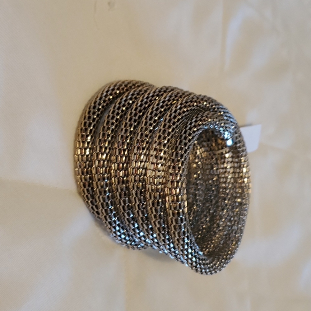 Snake bracelet